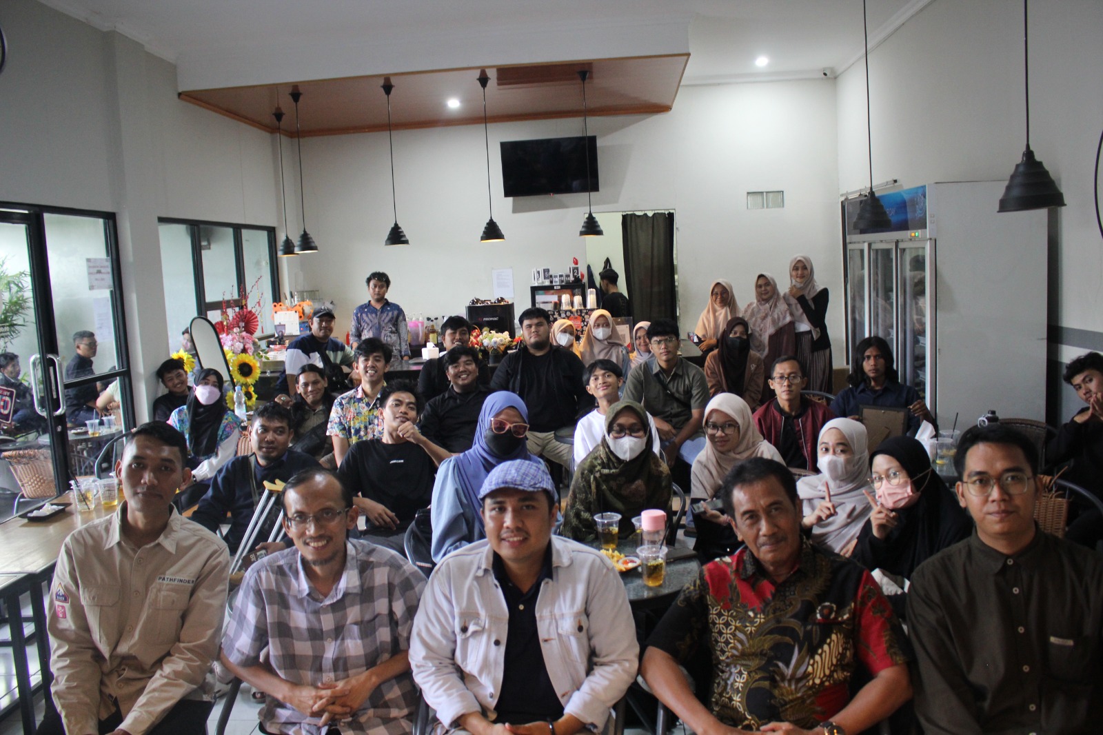 KAMMI Daerah Tangerang Gelar diskusi unboxing capres/cawapres, Anak muda jangan mudah termakan isu hoax